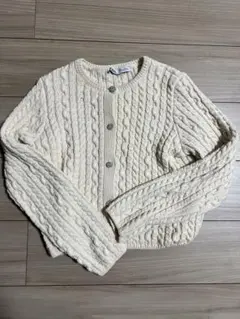 アイボリー ケーブルニット カーディガン