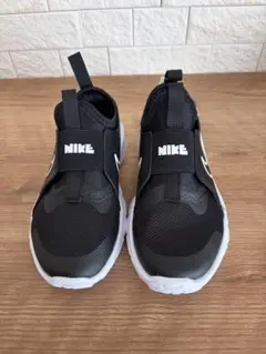 【新品未使用】ナイキ　フレックスランナー2 17cm