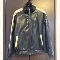 美品　Dazy ブラックレザージャケット Sサイズ