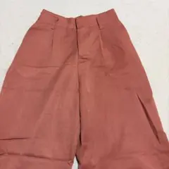 ピンク色 ゴムウエスト スラックス