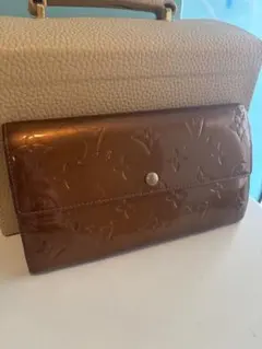 Louis Vuitton ヴェルニ長財布