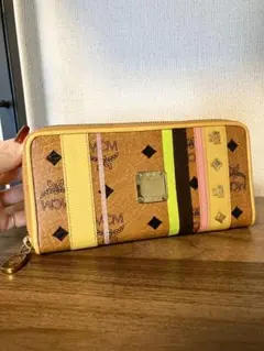 MCM エムシーエム　長財布 ラウンドファスナー ヴィセトス ストライプのサムネイル