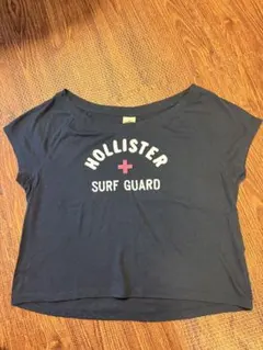 美品・即納｜Hollister クロップドTシャツ ネイビー Sのサムネイル