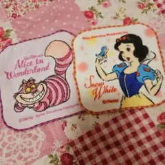 Disney　ディズニー　新品　ミニタオルハンカチ　2枚セット　白雪姫チシャネコ