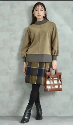 INTERPLANET ブラウンネイビー チェック柄 タイトスカート