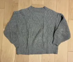 earth グレー ケーブル編み 長袖ニットセーター