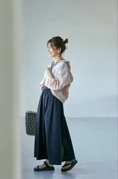 ユニクロ　ボリュームロングスカート ブラック ウエスト86〜90cm