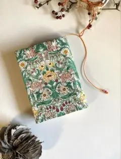【文庫判】ブックカバー　ハンドメイド 猫　グリーン