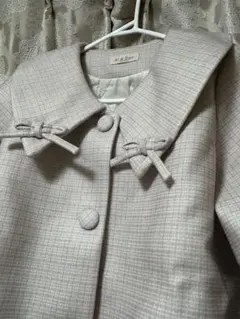 Lehtia　リボン付きコート　アイボリー