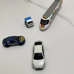 アンパンマン ミニカー 4台セット