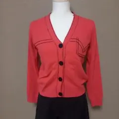 個性的 カーディガン