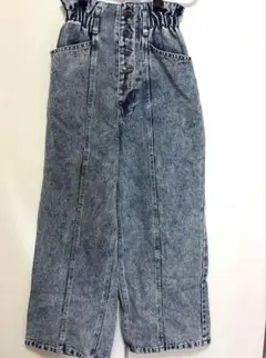 FUN ハイウエスト ケミカルウォッシュ デニムパンツ
