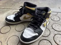 Nike Air Jordan 1 27.5cm黒/白/金 ハイカットスニーカー