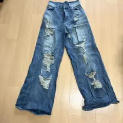 【Chico】ダメージワイドデニムパンツ美脚シルエット