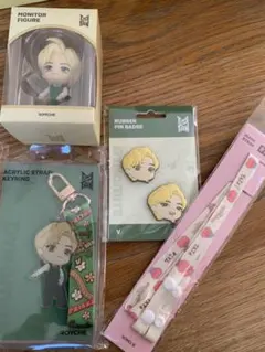 公式　BTS タイニータン　ダイナマイト モニターフィギュア テテ