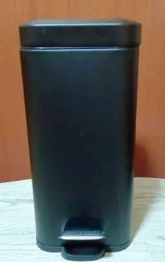 ☆ソフトクローズ四角形ゴミ箱 5L 袋のズレ防止クリップと蓋付き スリムのサムネイル