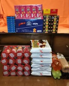 浜*ん様 菓子 まとめ売り 詰め合わせ チョコパイ チップスター ポッキー 等