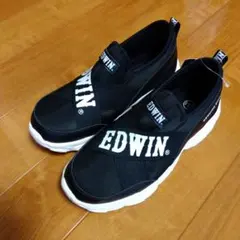 EDWIN ブラック スリッポンスニーカー　新品未使用のサムネイル