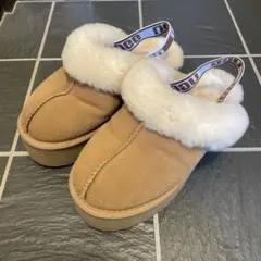 UGG ファンケット Funkette ムートン厚底サンダルクロッグスリッポンのサムネイル