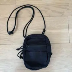 【値下げ】BRIEFING ブラック サコッシュ