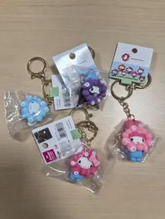 ミャクミャク　サンリオコラボキーホルダー 4点セット
