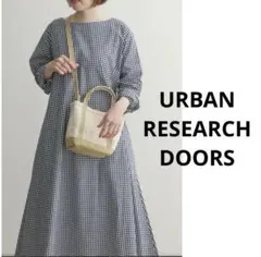 URBAN RESEARCH DOORS ギンガムチェックフレアワンピース