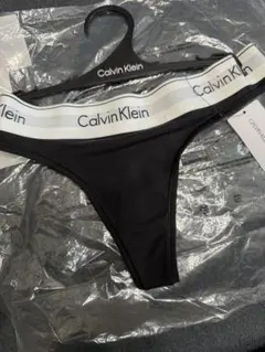 未使用品　Calvin Klein グレー Tバック Sのサムネイル
