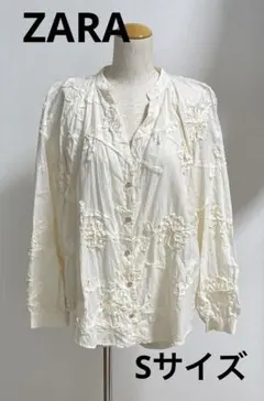 ZARA フラワープリント　テクスチャーウィーブブラウス　Ｓサイズ