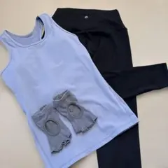 ヨガウェアセット（タンクトップ・レギンス・滑り止め付ソックス）