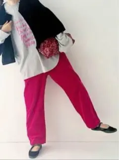 最終値下げ中！Its ME カラーコーデュロイパンツ　ネストローブ　滝口和代さんのサムネイル