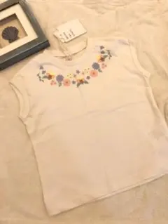SALE【新品】花柄プリント ノースリーブ 90size