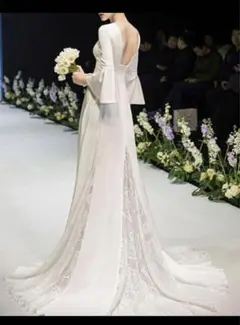 ウェディングドレス　スレンダーライン