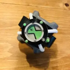 ベン10 リブート版　オムニトリックス　BEN10