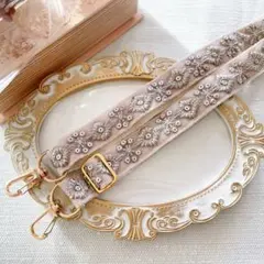 再販☆スマホショルダーストラップ／インド刺繍／ハンドメイド／ピンクベージュ