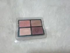 クレドポーボーテ　オンブルクルールクアドリ　9 アイシャドウパレット