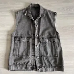 Item thumbnail for item 008351c3-7efa-45a8-b1ef-1b63a9f9e0df