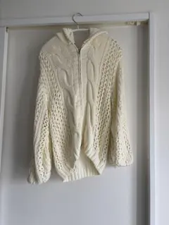 DaTuRa ケーブルニット ジップパーカー