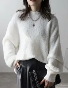 Bonjour sagan 　ウール混ブークレーニットプルオーバー