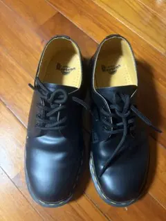 Dr. Martens 3ホール シューズ ブラックのサムネイル
