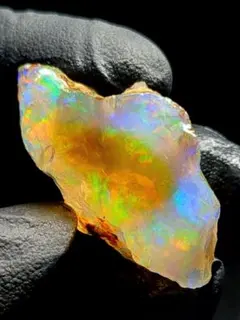 31ct】エチオピアオパール 原石 鉱物 標本 虹 コントラルスオパール