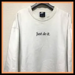 Nike Just do it. ホワイトスウェット　トレーナー厚め