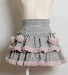 pium ♥ ファー付きティアードミニスカート - メルカリ