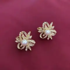 フラワー イヤリング パール スワロフスキー ゴールド 上品 結婚式 華やか