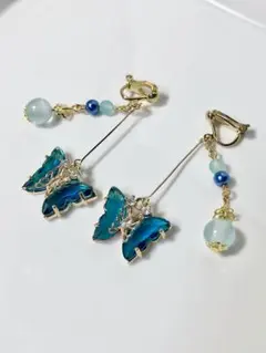 ハンドメイド　イヤリング　青　蝶