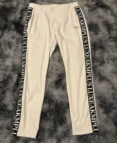 パンツ リュクスエイケイエムプラス サイドロゴ ホワイト　ゴルフ　XL