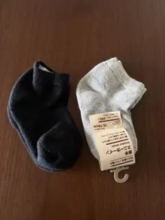 キッズ靴下 黒 灰色 15-19cm