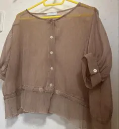 【オフィス】2 PINK シアーシャツ 半袖 くすみピンクベージュ M 夏服のサムネイル