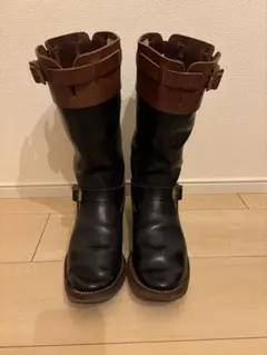 Item thumbnail for item 0cec6d23-f5a9-44aa-b16b-33f65dc74340