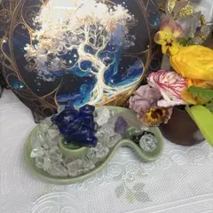 オルゴナイト 元宝を持った小さな猫さん 3A高品質ラピスラズリ