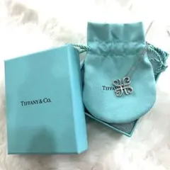 Tiffany & Co. ラビングハート クローバー ネックレスのサムネイル